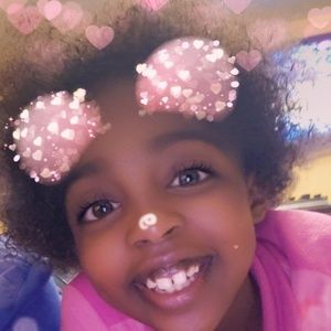 Meet your Posher, Dana